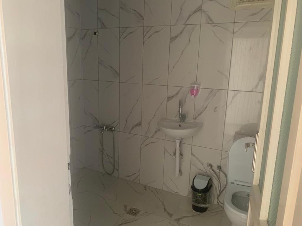 Centre Reach Otel Одрин Екстериор снимка